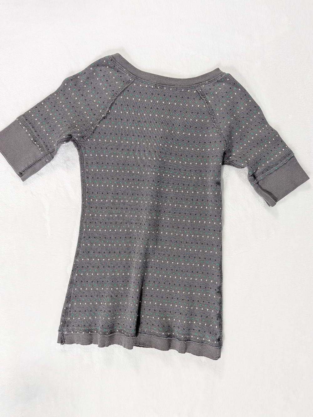 ❤️ Forever 21 Star Pattern Gray Fitted Henley Knit Top Size XS/S - Picture 4 of 10